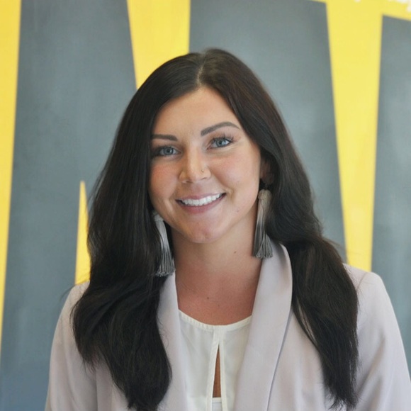 Meet your Posher, Miriam - Picture 1 of 1